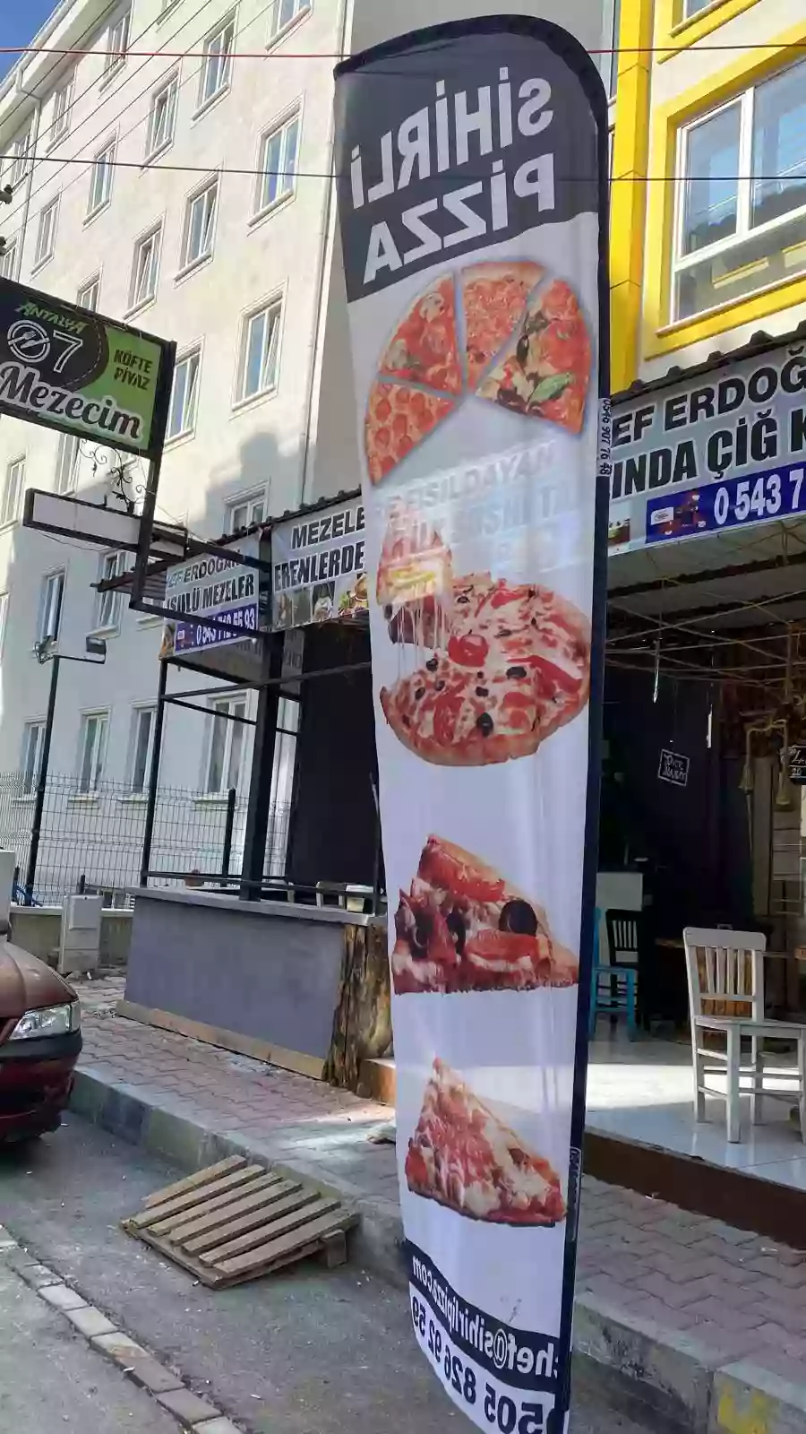 sihirli-pizza-yelken-bayragi